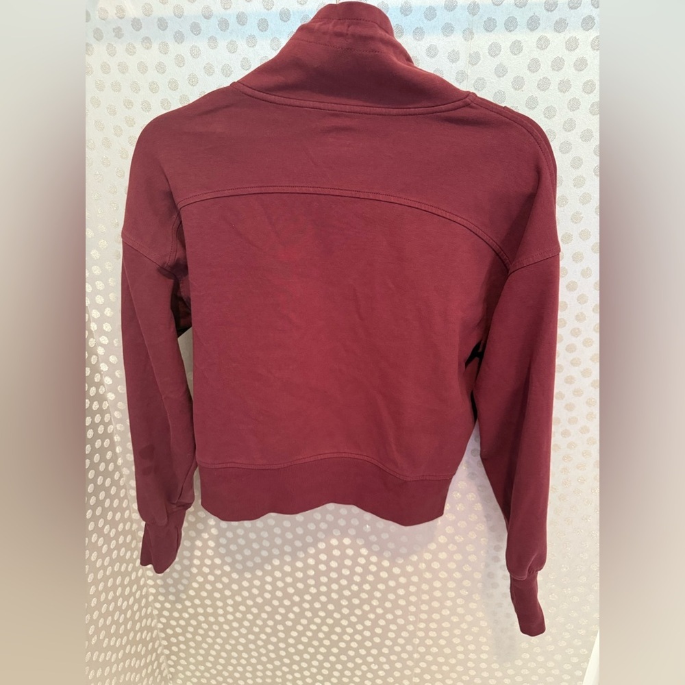 Old Navy Active Burgundy Half Zip Sweatshirt Thumb Holes Women’s Medium - Picture 5 of 6
